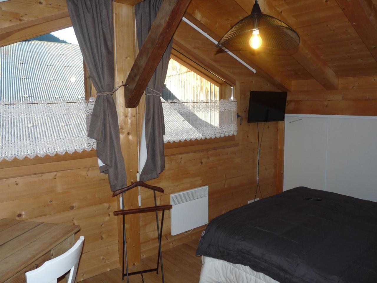 "Namaste" Chambre Zen Au Calme Saint-Jean-dʼAulps 외부 사진
